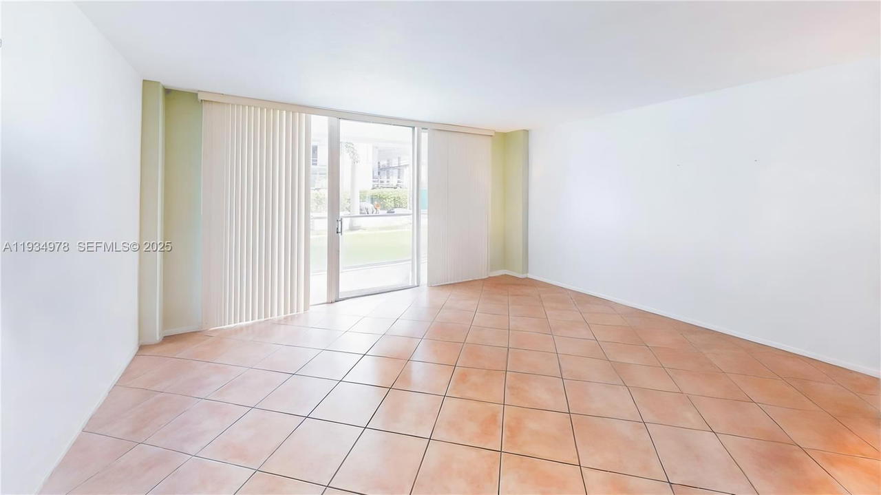 Real estate property located at 3301 5th Ave #110, Miami-dade, Bay Park Towers Condo, Miami, FL