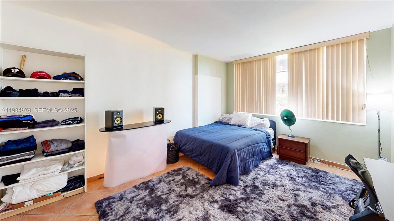 Real estate property located at 3301 5th Ave #110, Miami-dade, Bay Park Towers Condo, Miami, FL