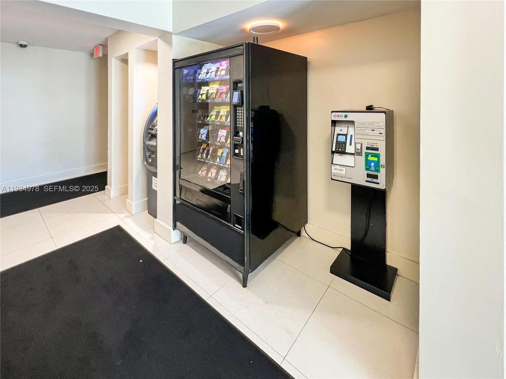 Real estate property located at 3301 5th Ave #110, Miami-dade, Bay Park Towers Condo, Miami, FL