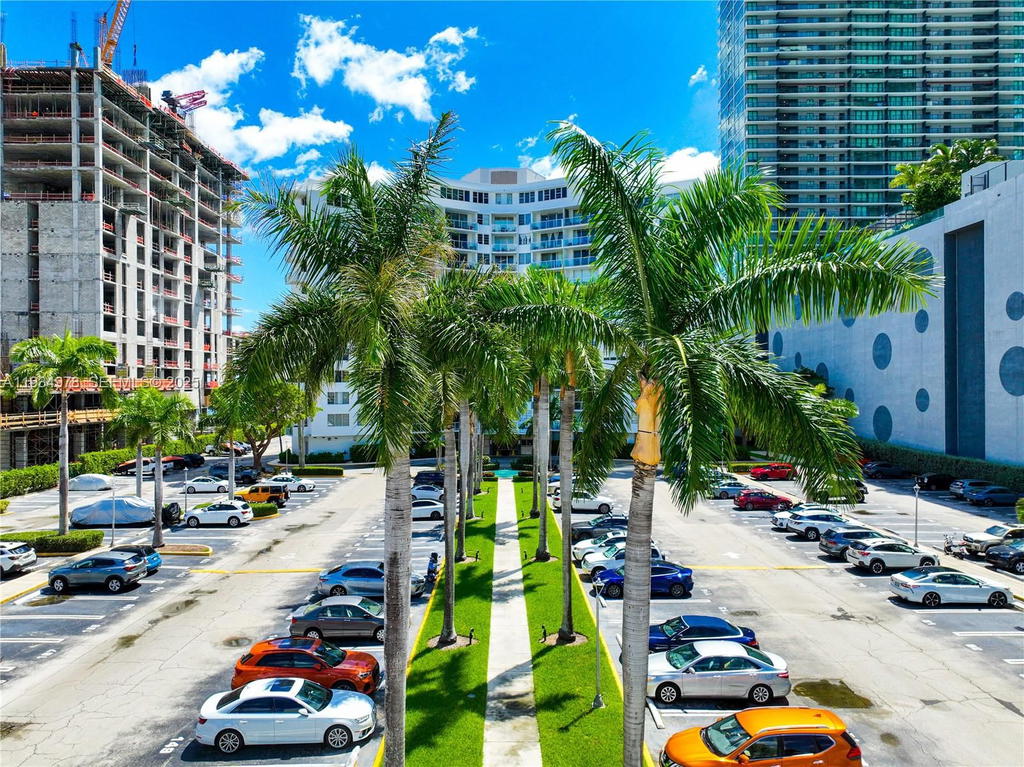 Real estate property located at 3301 5th Ave #110, Miami-dade, Bay Park Towers Condo, Miami, FL