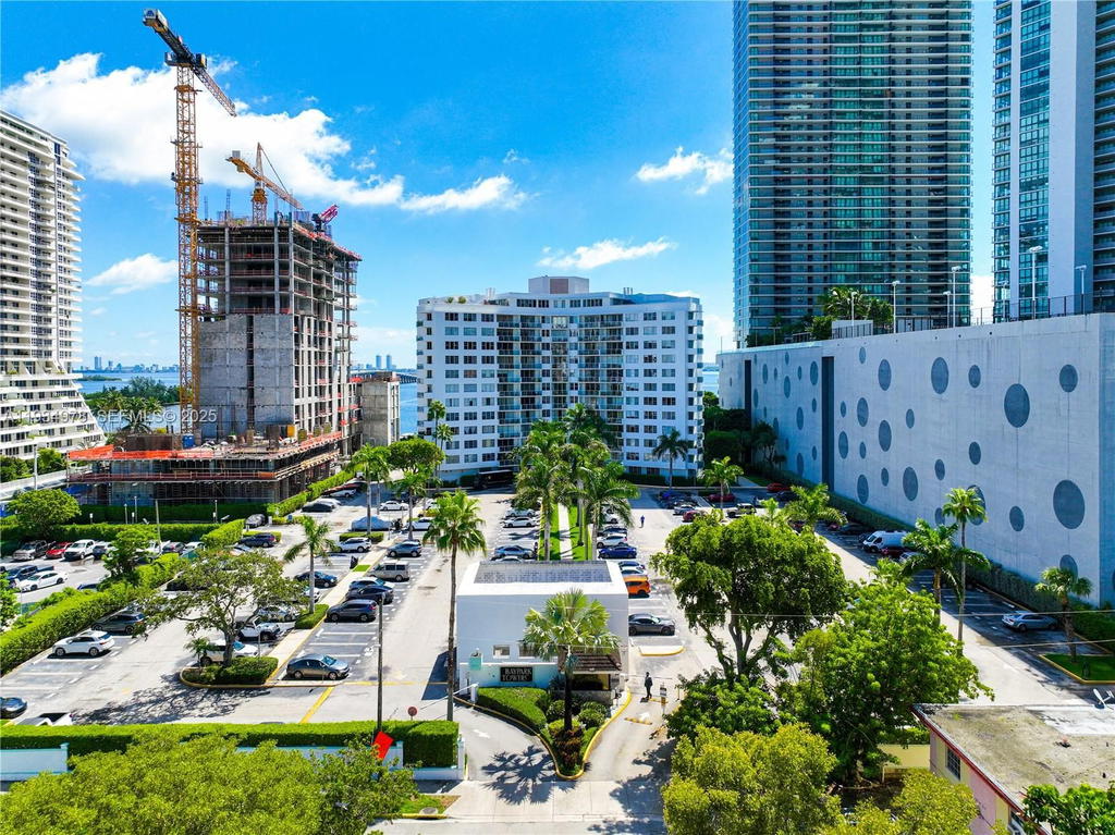 Real estate property located at 3301 5th Ave #110, Miami-dade, Bay Park Towers Condo, Miami, FL