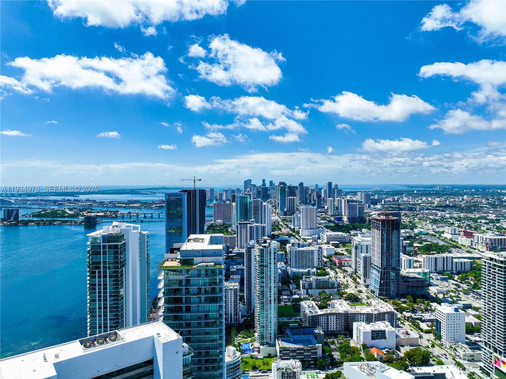 Real estate property located at 3301 5th Ave #110, Miami-dade, Bay Park Towers Condo, Miami, FL