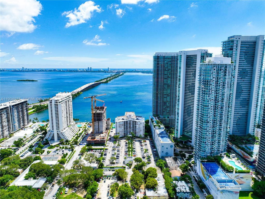 Real estate property located at 3301 5th Ave #110, Miami-dade, Bay Park Towers Condo, Miami, FL