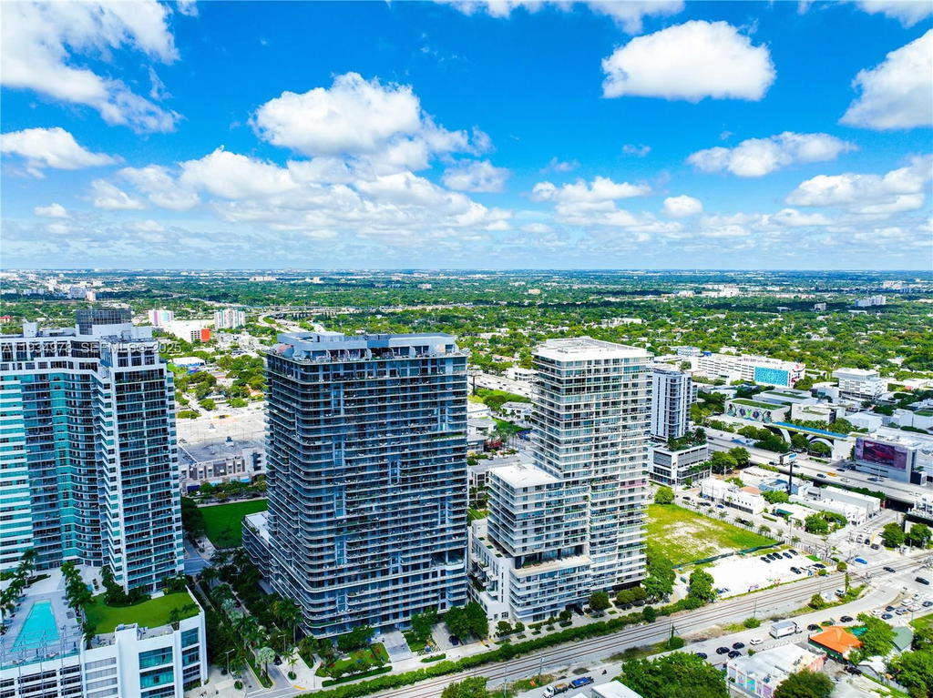 Real estate property located at 3301 5th Ave #110, Miami-dade, Bay Park Towers Condo, Miami, FL