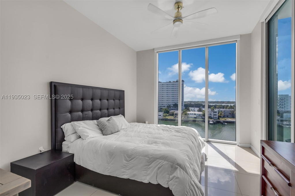 Real estate property located at 7928 East Dr #708, Miami-dade, Eloquence On The Bay Cond, North Bay Village, FL
