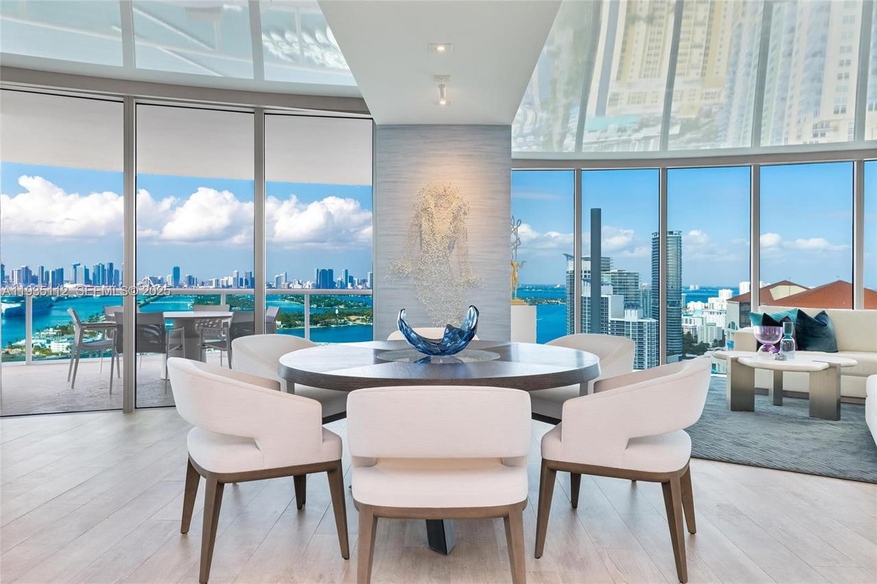 Real estate property located at 1000 Pointe Dr #3501, Miami-dade, Murano At Portofino Condo, Miami Beach, FL
