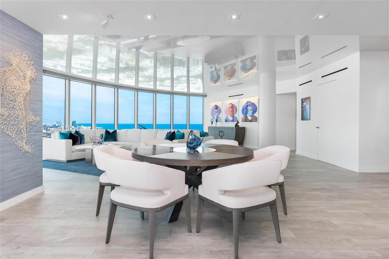 Real estate property located at 1000 Pointe Dr #3501, Miami-dade, Murano At Portofino Condo, Miami Beach, FL
