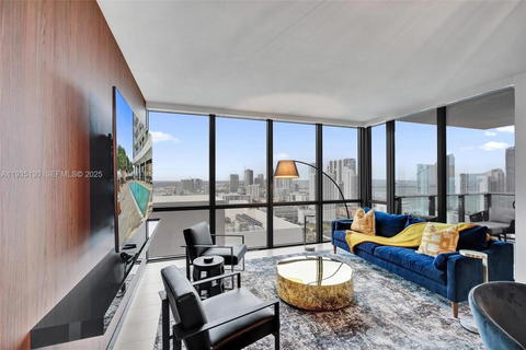 Real estate property located at 1600 1st Ave #3420, Miami-dade, Canvas Condo, Miami, FL