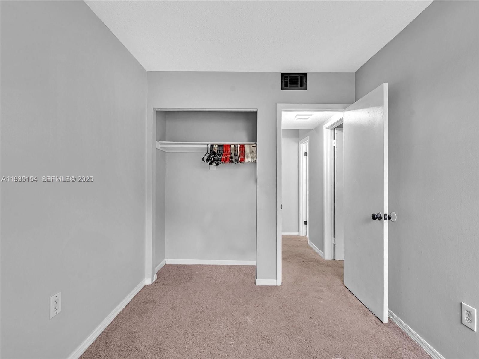 Real estate property located at 3911 52nd Ave #4-1, Broward, Hollywood Ridge Farms, Pembroke Park, FL