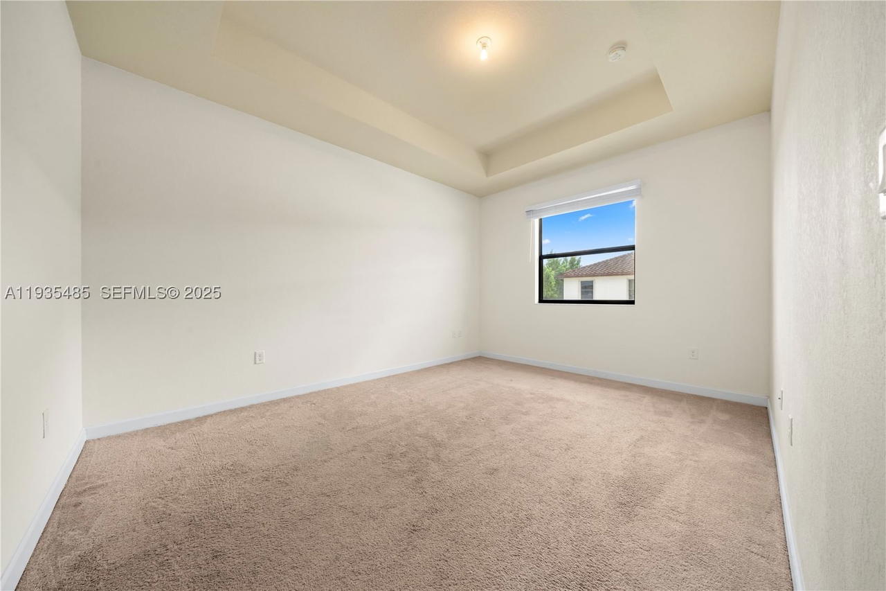 Real estate property located at 3366 90th Ter, Miami-dade, Bellagio, Hialeah, FL