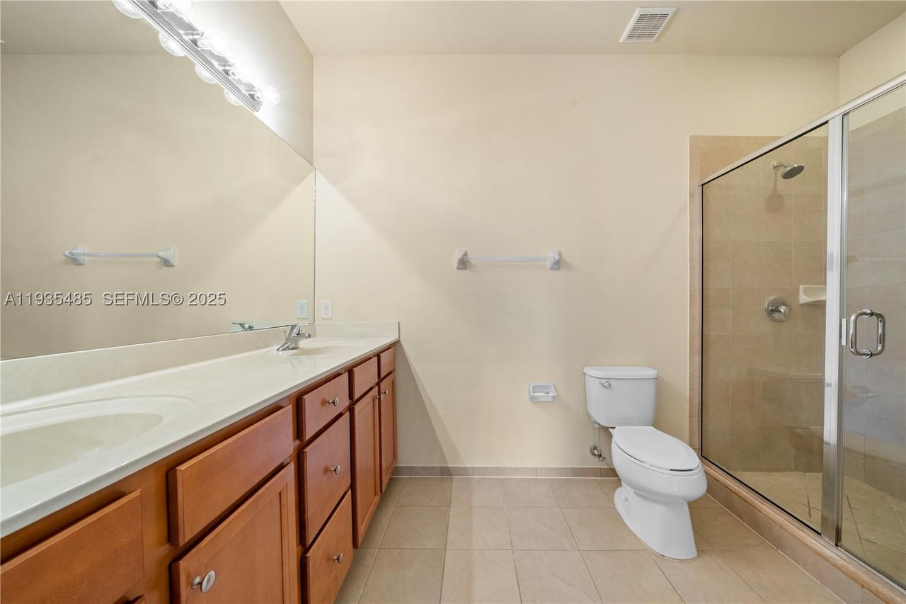 Real estate property located at 3366 90th Ter, Miami-dade, Bellagio, Hialeah, FL