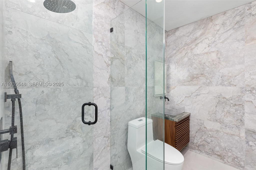 Real estate property located at 18735 18th Ave, Miami-dade, Greyknoll Golf Ests, Miami, FL