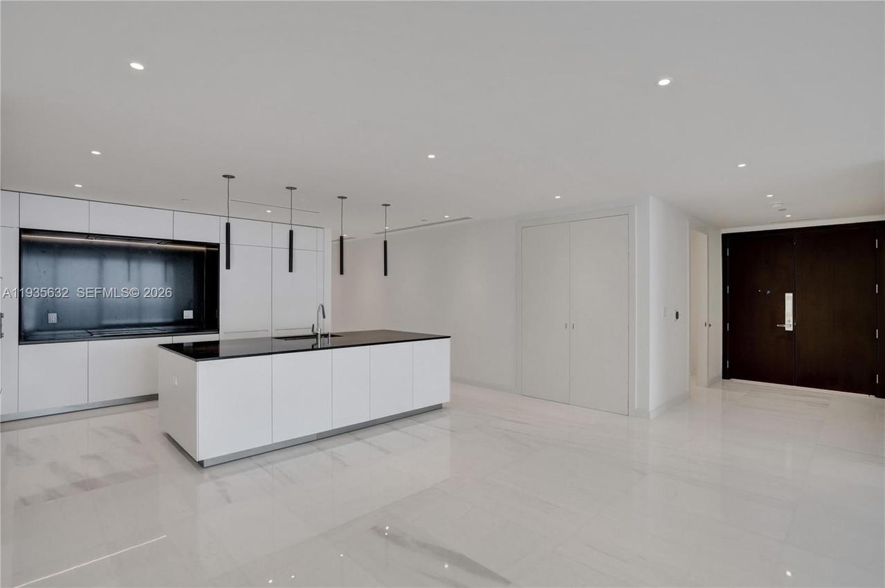 Real estate property located at 300 Biscayne Blvd Way #3704C, Miami-dade, Aston Martin Residences, Miami, FL
