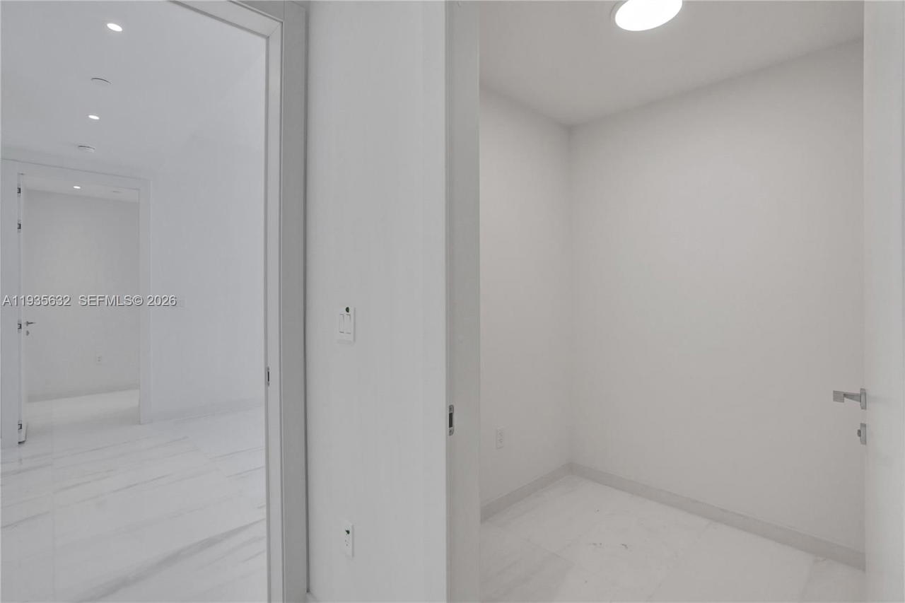 Real estate property located at 300 Biscayne Blvd Way #3704C, Miami-dade, Aston Martin Residences, Miami, FL