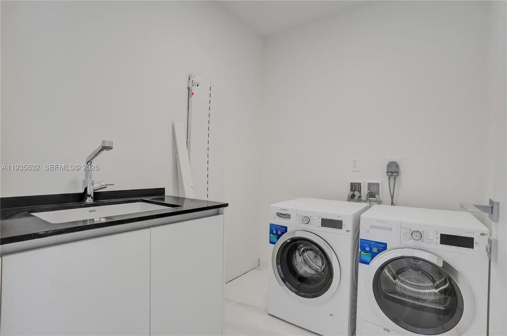 Real estate property located at 300 Biscayne Blvd Way #3704C, Miami-dade, Aston Martin Residences, Miami, FL