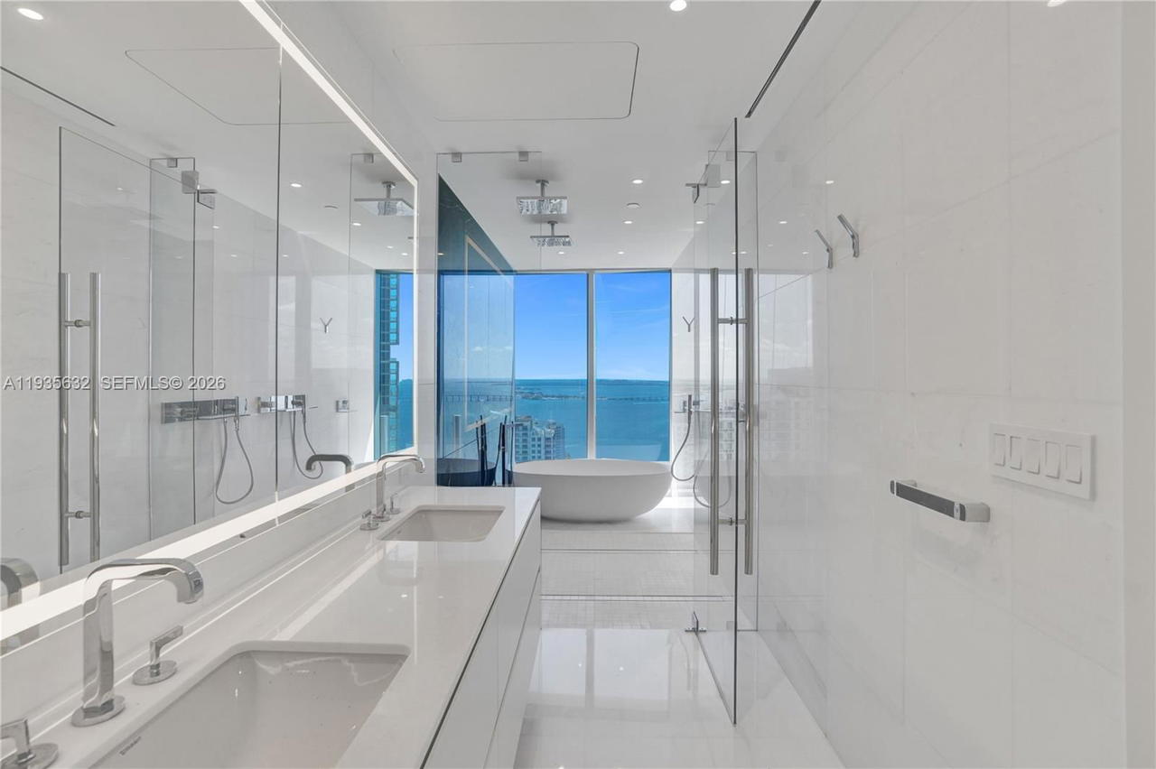 Real estate property located at 300 Biscayne Blvd Way #3704C, Miami-dade, Aston Martin Residences, Miami, FL