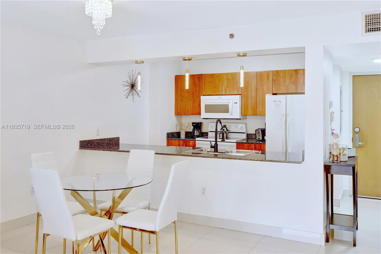 Real estate property located at 1200 Brickell Bay Dr #2504, Miami-dade, The Club At Brickell Bay, Miami, FL