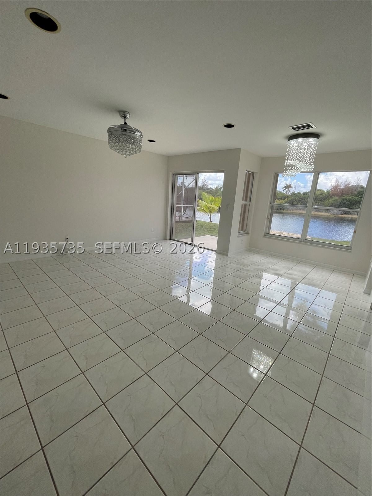 Real estate property located at 2824 183rd Ave, Broward, Silver Lakes Phase Iii, Miramar, FL