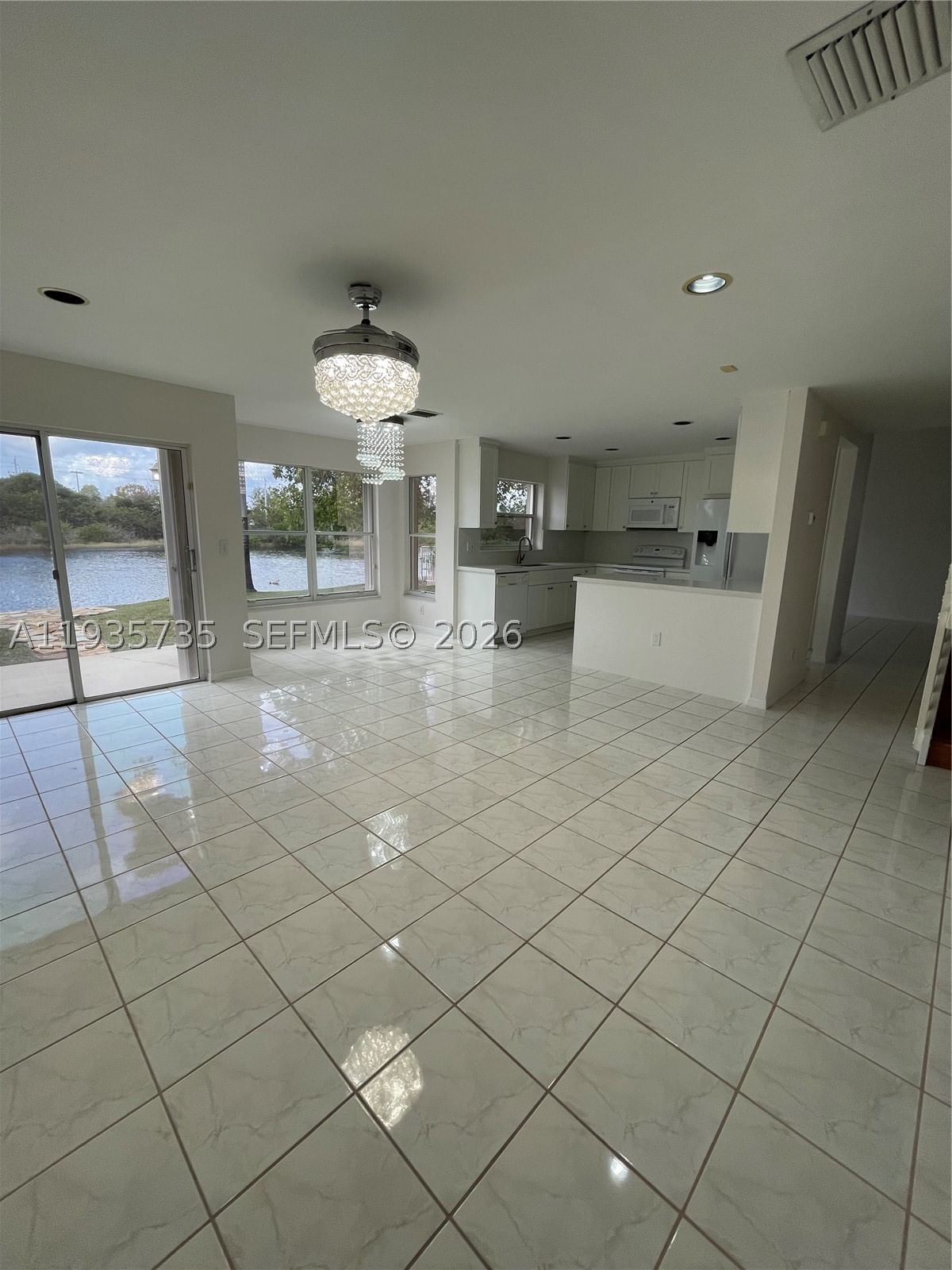 Real estate property located at 2824 183rd Ave, Broward, Silver Lakes Phase Iii, Miramar, FL