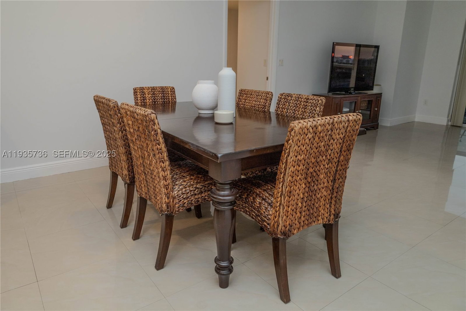 Real estate property located at 1800 Ocean Dr #908, Broward, Beach Club Three Condo, Hallandale Beach, FL