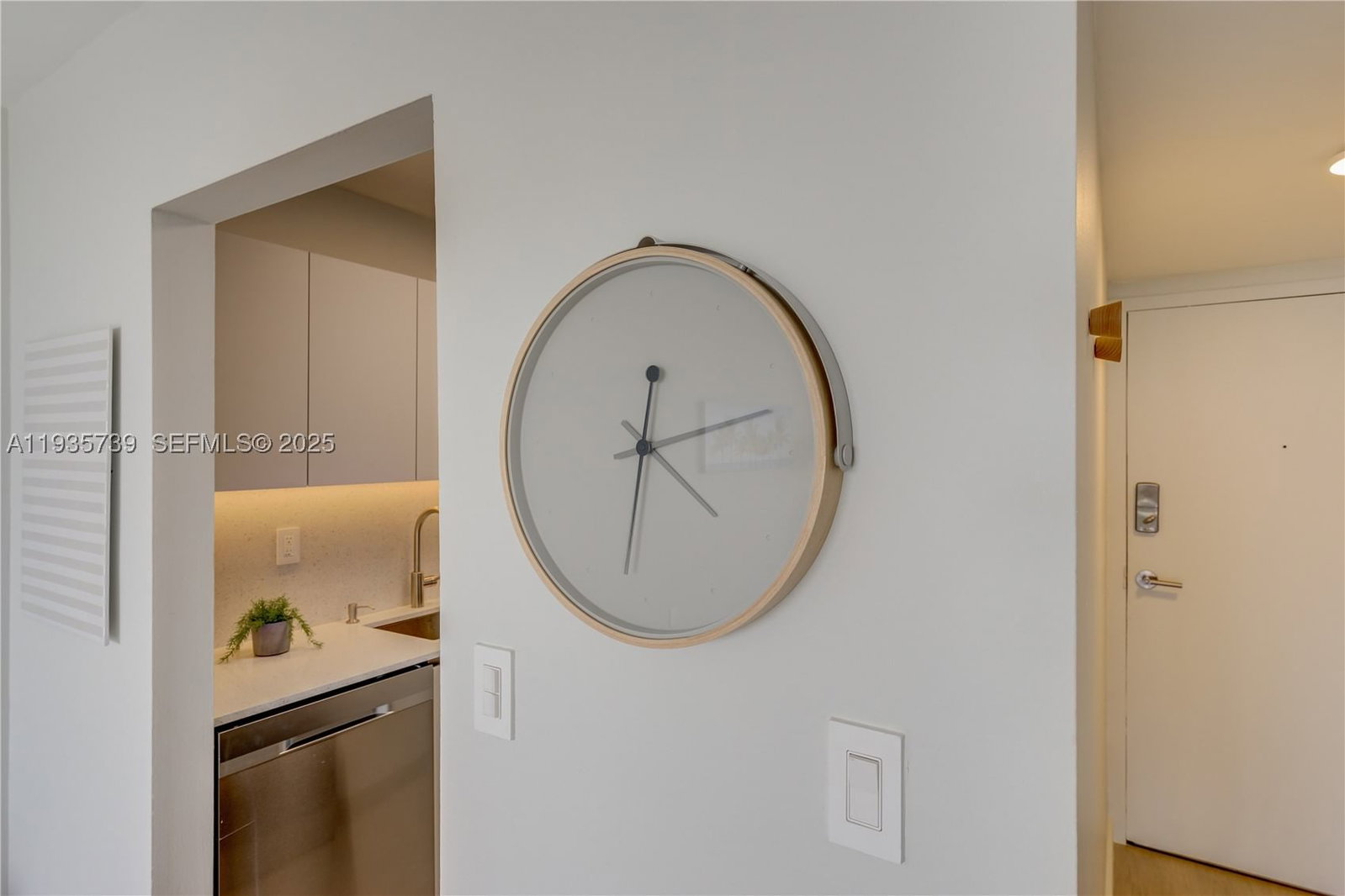 Real estate property located at 2000 135th St #908, Miami-dade, Keystone Towers Condo, North Miami, FL
