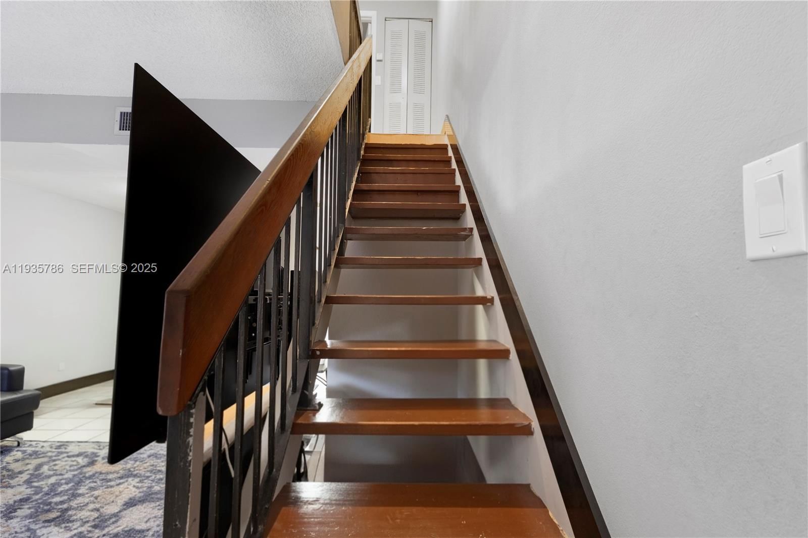 Real estate property located at 8262 5th Ln #392, Miami-dade, Mira Villas Condo, Miami, FL