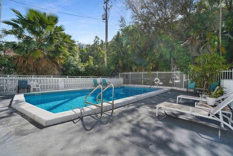 Real estate property located at 1340 Lincoln Rd #807, Miami-dade, Golden House Condo, Miami Beach, FL