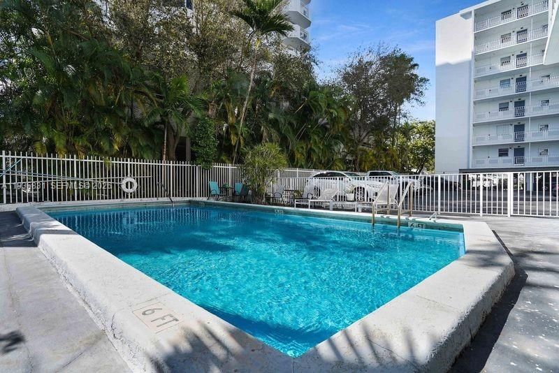 Real estate property located at 1340 Lincoln Rd #807, Miami-dade, Golden House Condo, Miami Beach, FL