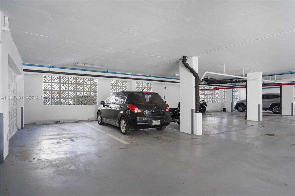 Real estate property located at 1340 Lincoln Rd #807, Miami-dade, Golden House Condo, Miami Beach, FL