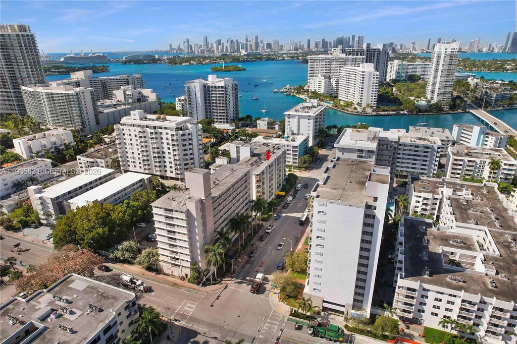 Real estate property located at 1340 Lincoln Rd #807, Miami-dade, Golden House Condo, Miami Beach, FL
