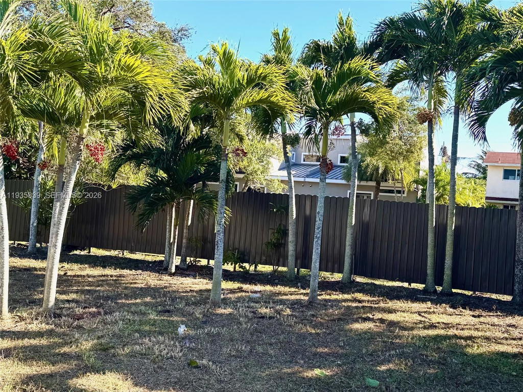 Real estate property located at 11741 13th Ave, Miami-dade, Bayview Acres, Miami, FL