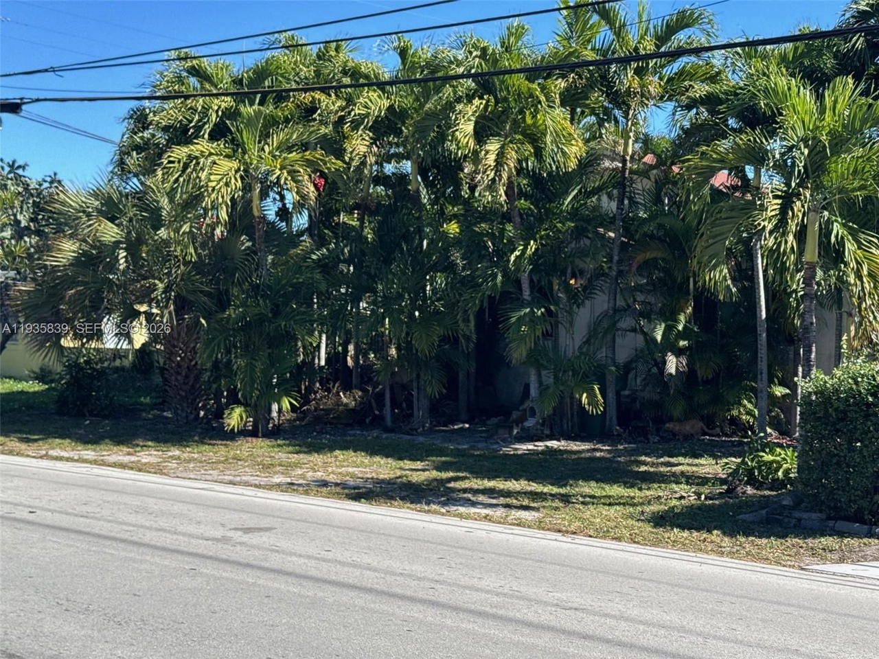 Real estate property located at 11741 13th Ave, Miami-dade, Bayview Acres, Miami, FL