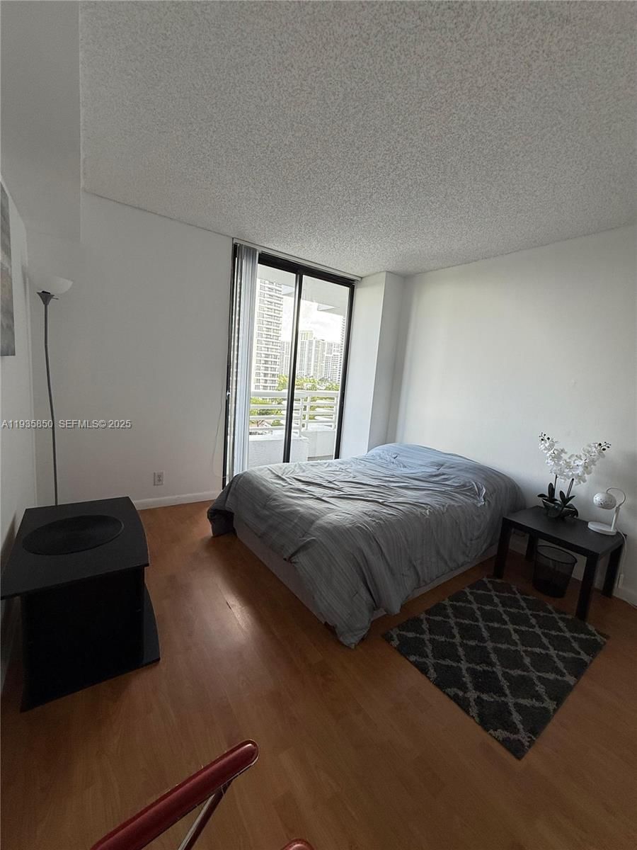 Real estate property located at 3300 192nd St #808, Miami-dade, Parc Central Aventura East, Aventura, FL