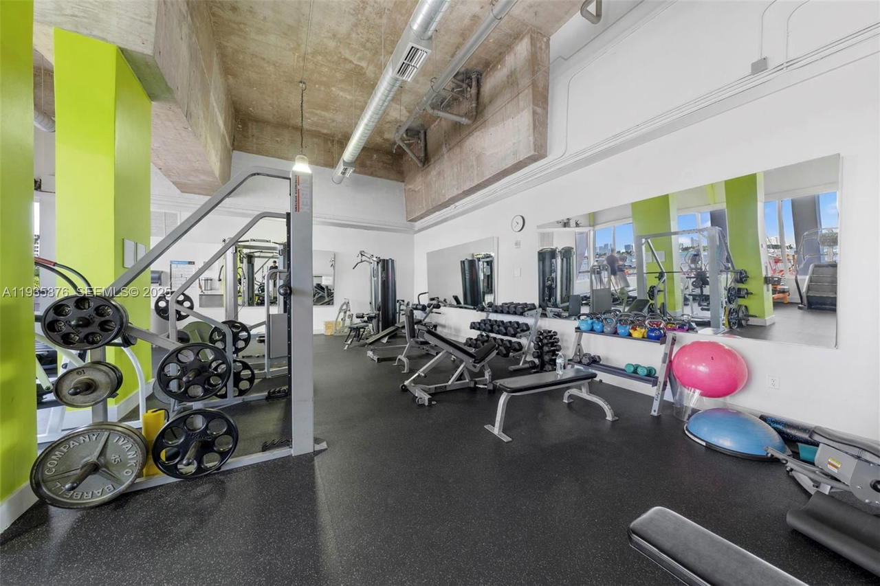 Real estate property located at 1228 West Ave #704, Miami-dade, Bayview Terr Condo, Miami Beach, FL