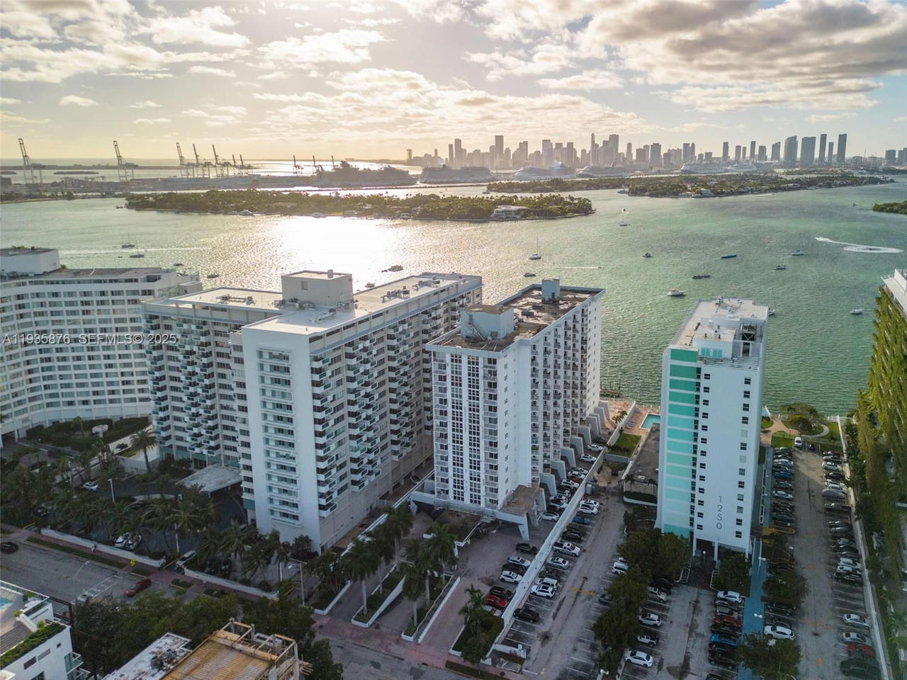 Real estate property located at 1228 West Ave #704, Miami-dade, Bayview Terr Condo, Miami Beach, FL