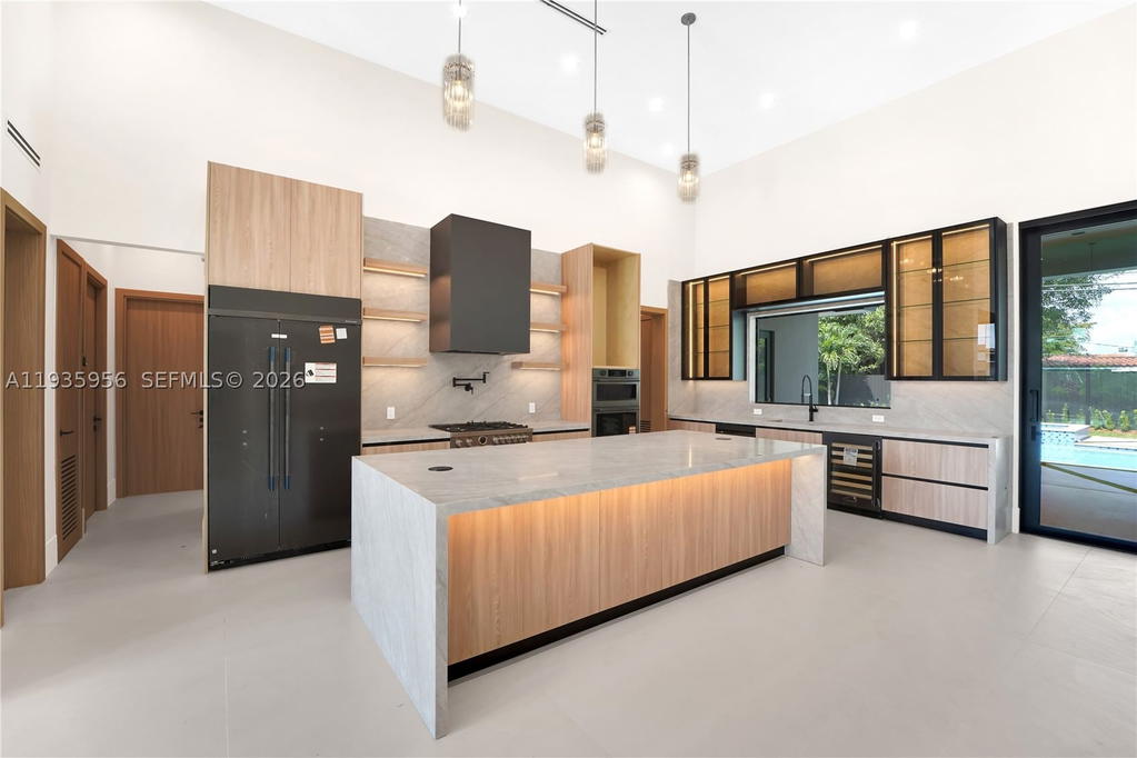 Real estate property located at 1130 86th Ct, Miami-dade, Breezeview Manors, Miami, FL