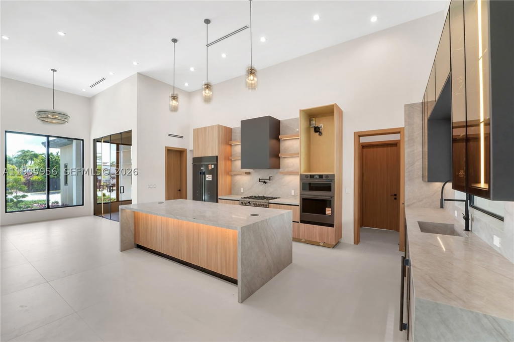 Real estate property located at 1130 86th Ct, Miami-dade, Breezeview Manors, Miami, FL