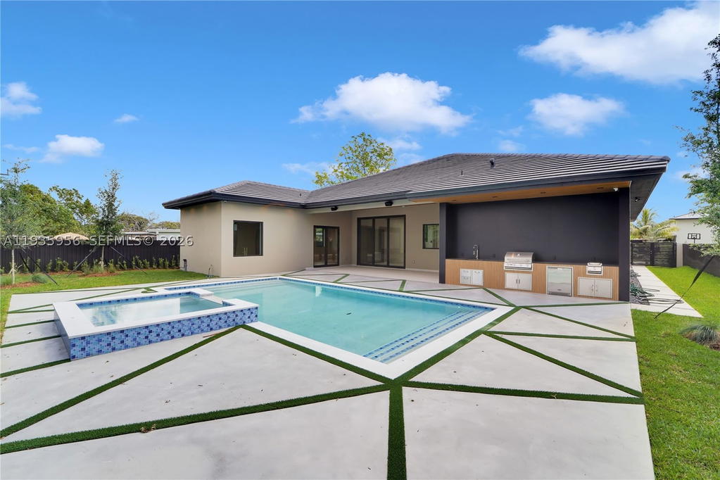 Real estate property located at 1130 86th Ct, Miami-dade, Breezeview Manors, Miami, FL