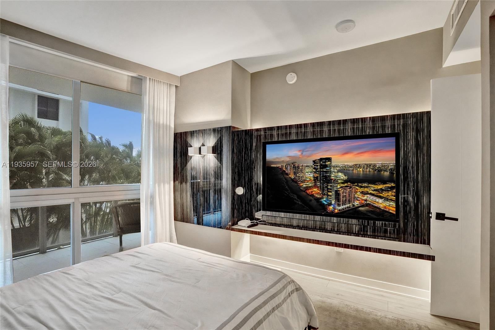 Real estate property located at 1010 2nd Ave #601, Miami-dade, Brickell Ten Condo, Miami, FL