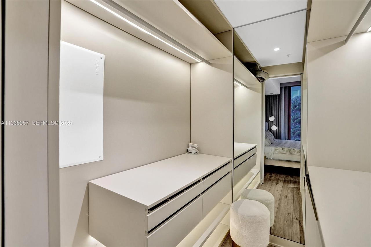 Real estate property located at 1010 2nd Ave #601, Miami-dade, Brickell Ten Condo, Miami, FL