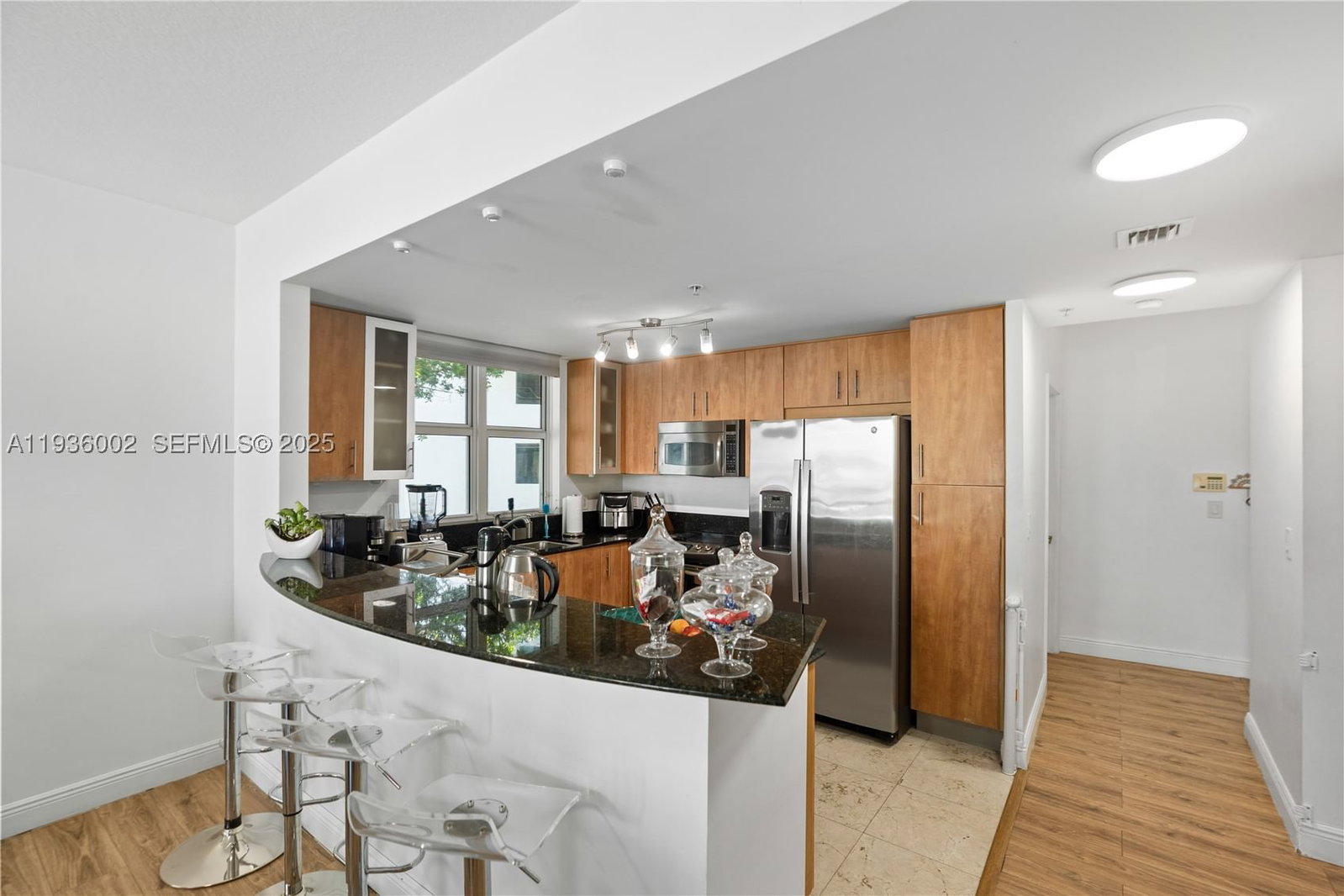 Real estate property located at 7918 Harbor Island Dr #212, Miami-dade, 360 Condo C, North Bay Village, FL