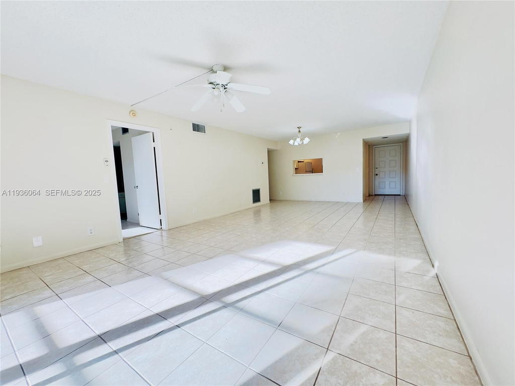 Real estate property located at 13000 15th Ct #207U, Broward, Ivanhoe East At Century V, Pembroke Pines, FL
