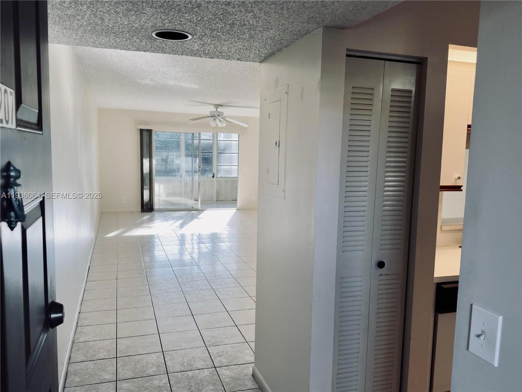 Real estate property located at 13000 15th Ct #207U, Broward, Ivanhoe East At Century V, Pembroke Pines, FL