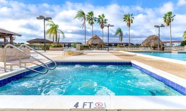 Real estate property located at 13000 15th Ct #207U, Broward, Ivanhoe East At Century V, Pembroke Pines, FL