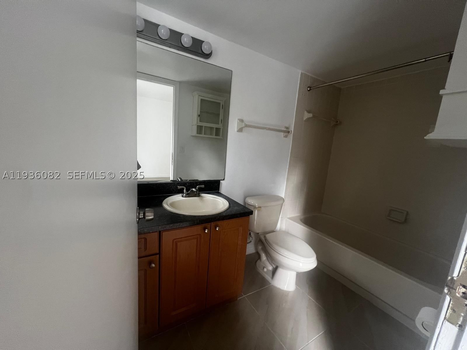 Real estate property located at 1455 Holly Heights Dr #42, Broward, Fusion Gardens Condo, Fort Lauderdale, FL