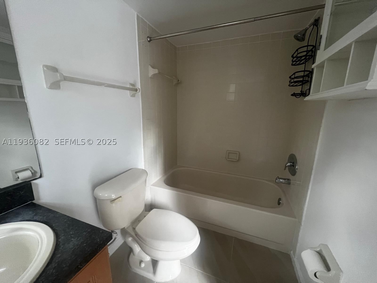 Real estate property located at 1455 Holly Heights Dr #42, Broward, Fusion Gardens Condo, Fort Lauderdale, FL