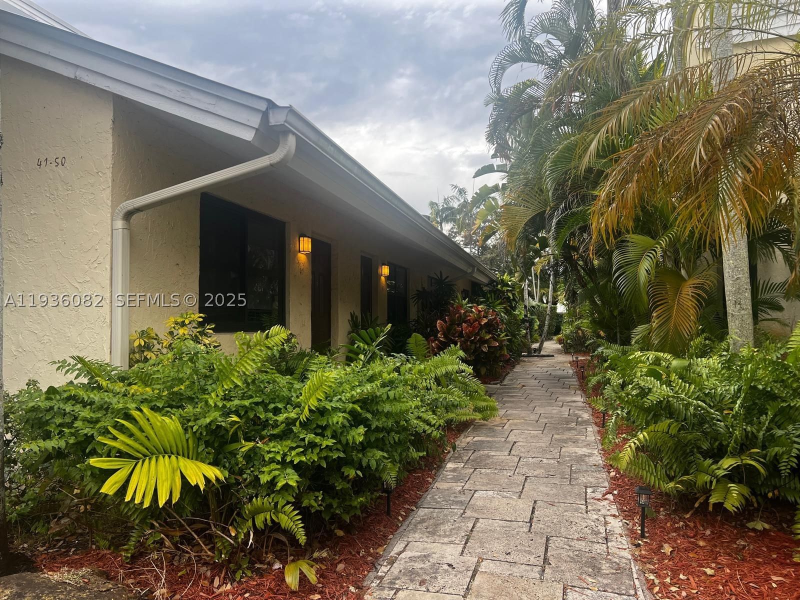 Real estate property located at 1455 Holly Heights Dr #42, Broward, Fusion Gardens Condo, Fort Lauderdale, FL
