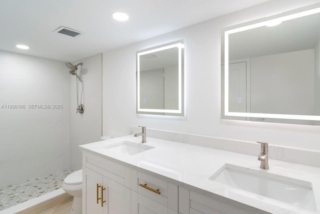 Real estate property located at 1012 Ocean Blvd #1507, Broward, Century Plaza Condo, Pompano Beach, FL