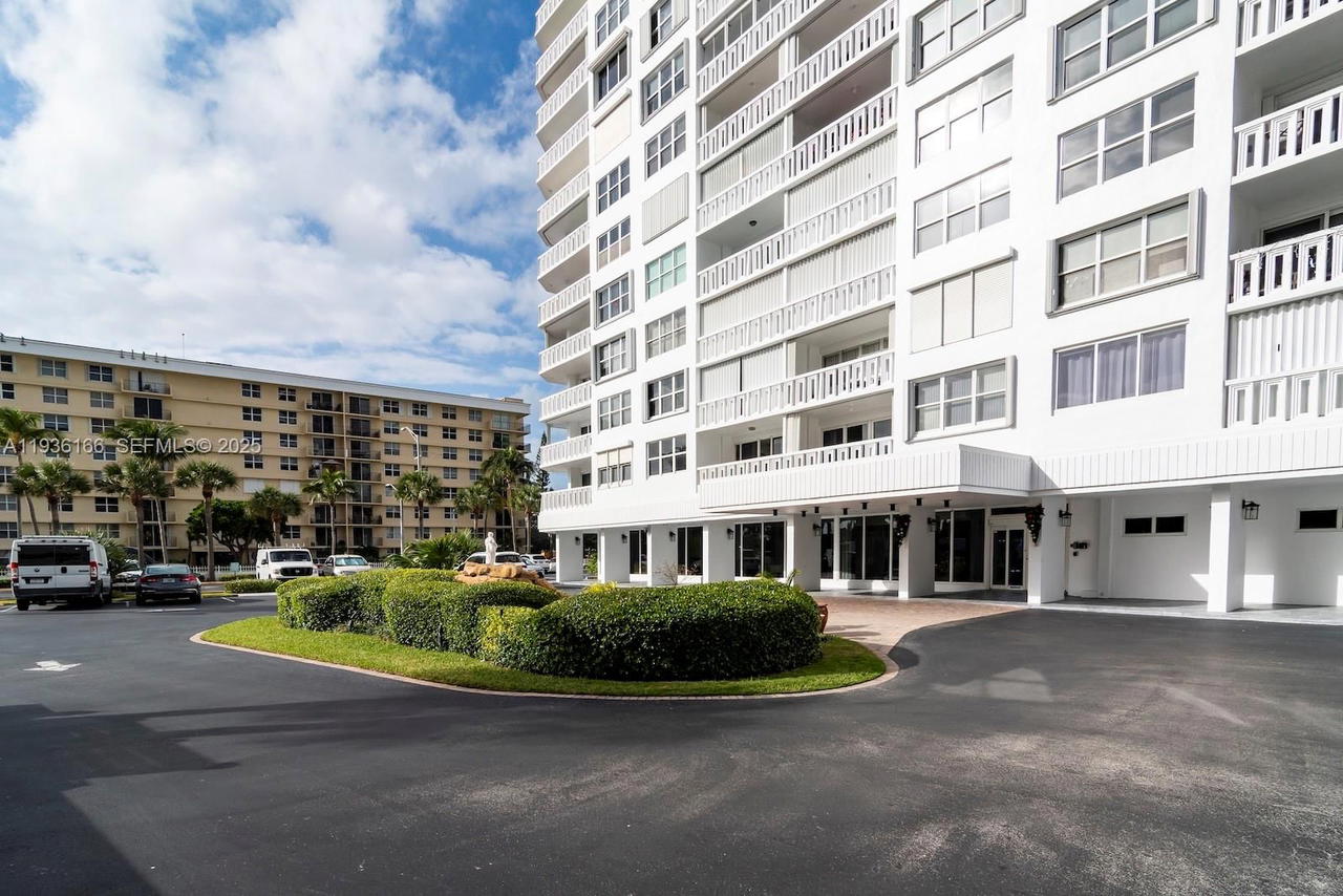 Real estate property located at 1012 Ocean Blvd #1507, Broward, Century Plaza Condo, Pompano Beach, FL