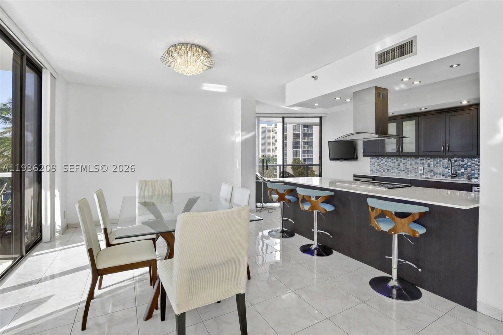 Real estate property located at 20281 Country Club Dr #201, Miami-dade, Hamptons West Condo, Aventura, FL